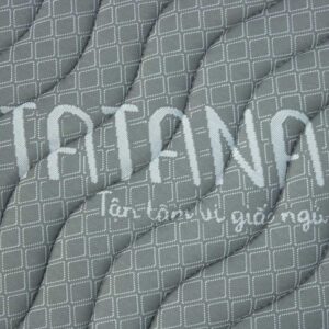 Áo nệm sử dụng vải gấm lạnh tinh xảo, bắt mắt