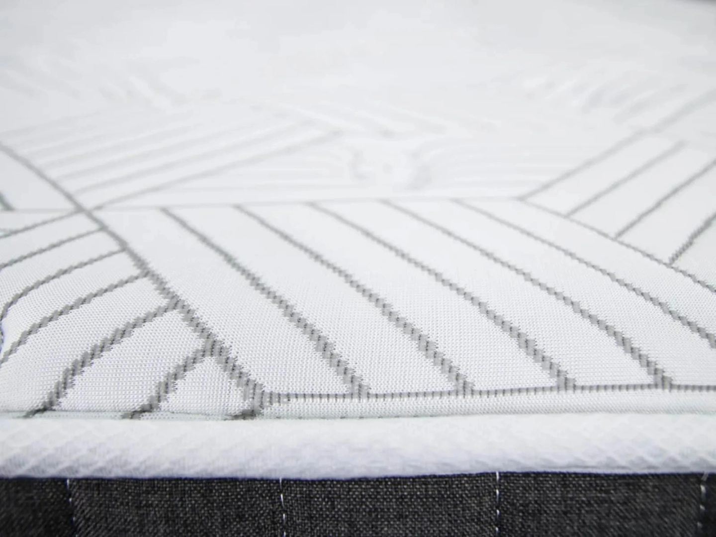 nem-lo-xo-lien-ket-tatana-nina-cool-j1wINS Nệm lò xo liên kết TATANA Nina Cool