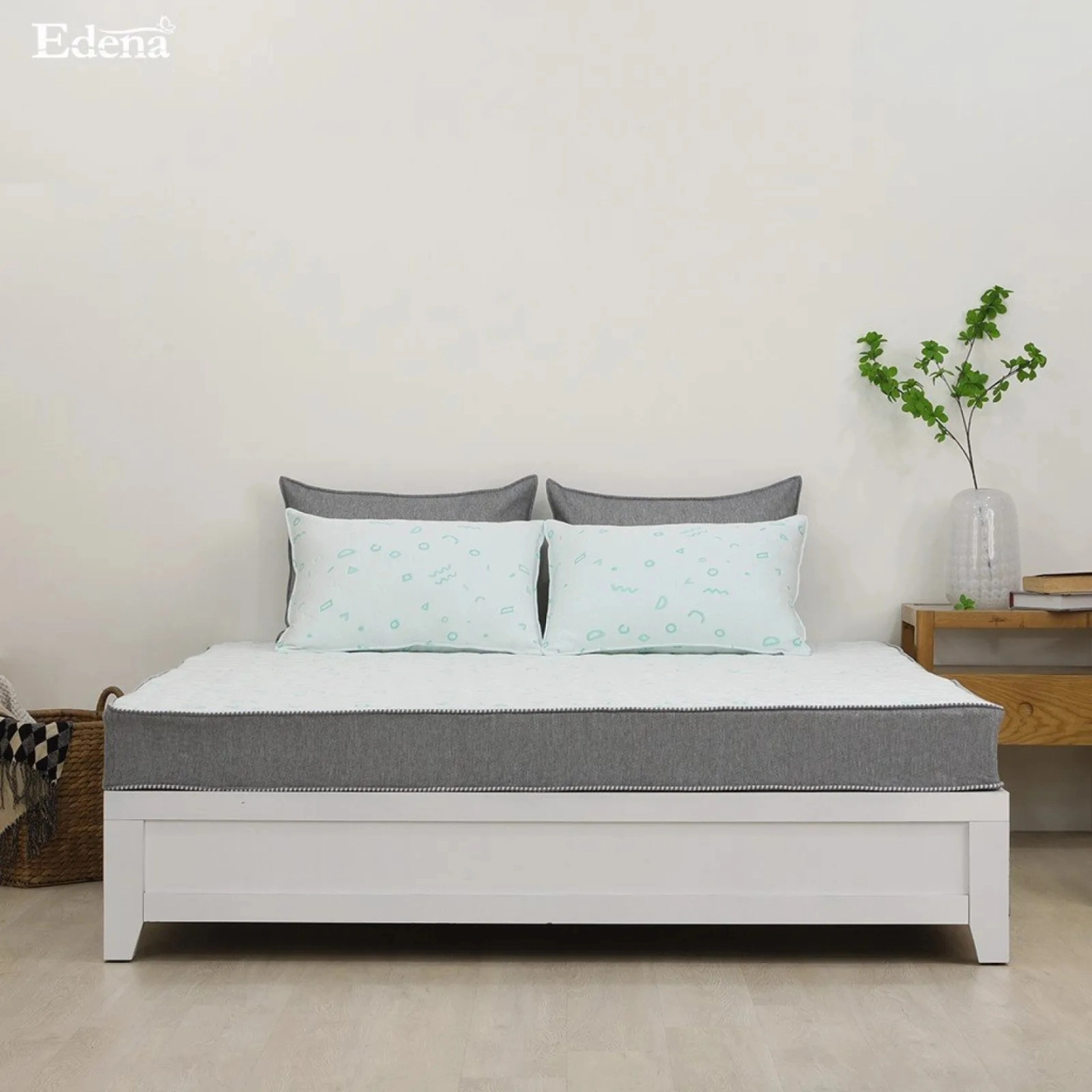 nem-mat-foldena-SZsnIW