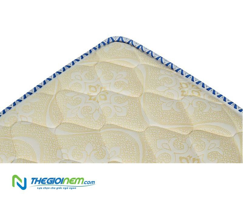 nem-mut-ep-gap-3-kim-cuong-tran-gam-xop-nNFCRc