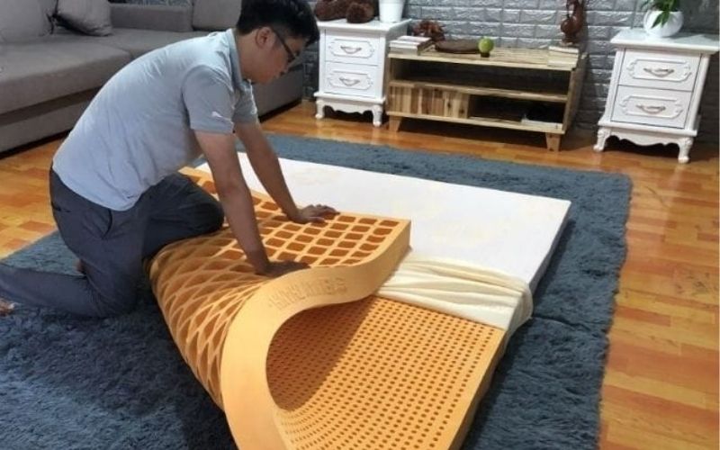 Review nệm Vạn Thành trả góp: Giá rẻ, chất lượng cao 9 Kinh nghiệm chọn mua nệm Vạn Thành để không bị "hố"